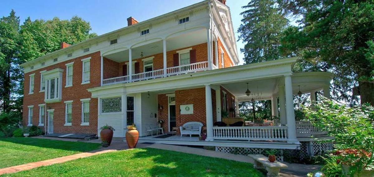 The Emig Mansion Bed & Breakfast York Exterior photo